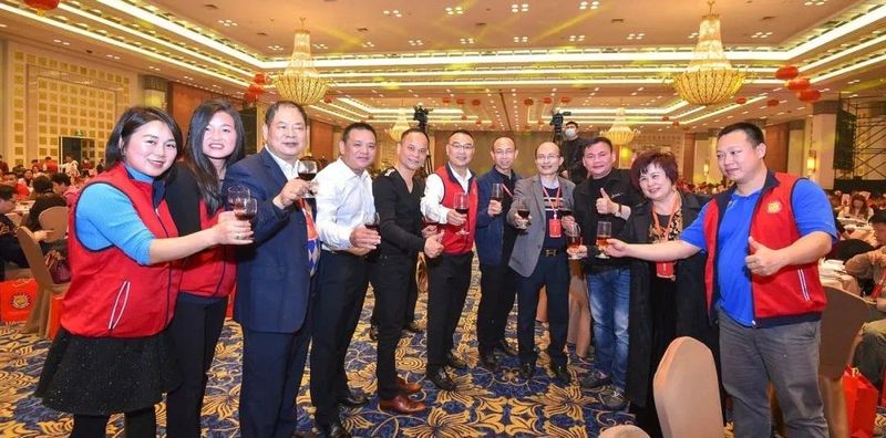 关于广州广宁茶商会第四届第一次会员大会暨第四届理事会就职庆典圆满成功的新闻(13)