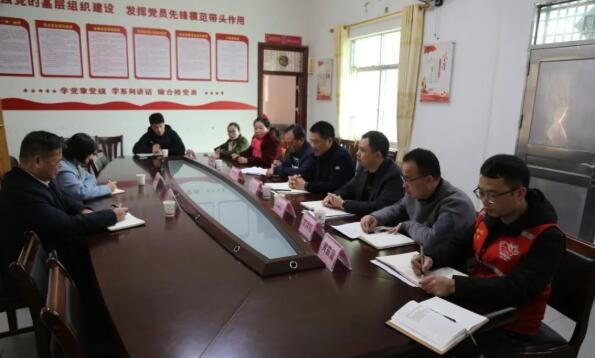 关于李金发到那阳镇调研六堡茶产业发展的资讯(1)