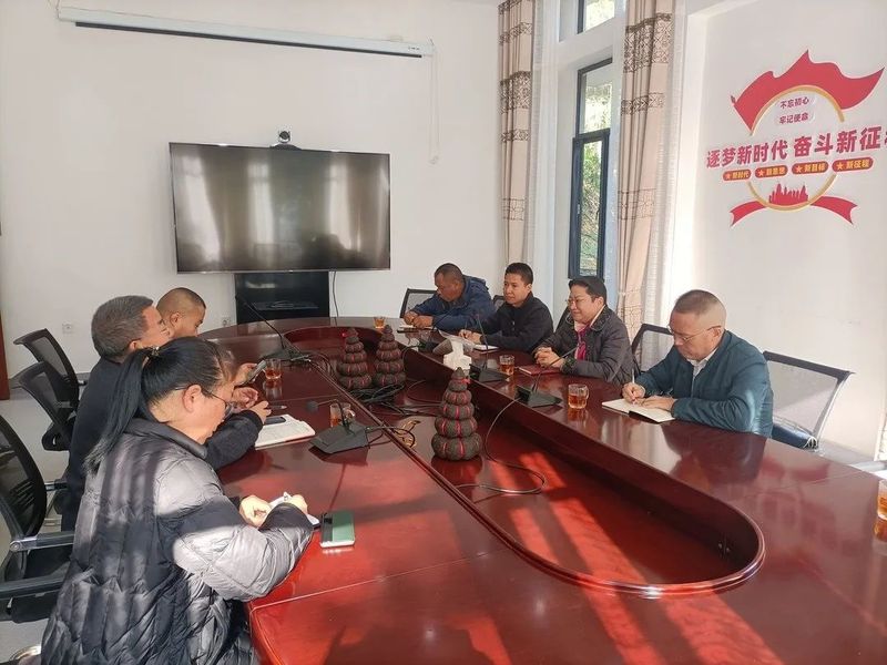 有关于勐腊县政协主要领导率队赴勐海学习考察普洱茶产业的资讯