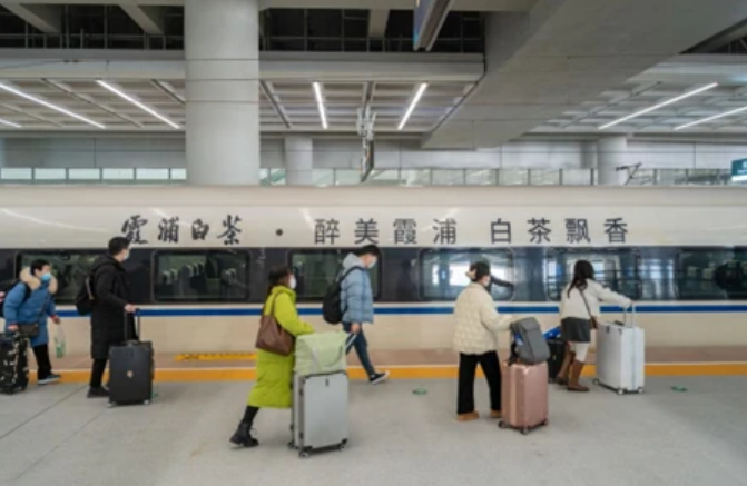 关于“霞浦白茶”随车而动香飘四方——“霞浦白茶”冠名动车运行上线侧记的相关内容(2)