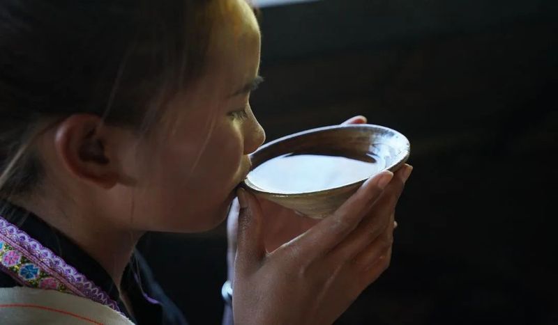 关于景迈山行：走近火塘烤茶，走进那些茶香浸润的日子的相关内容(5)