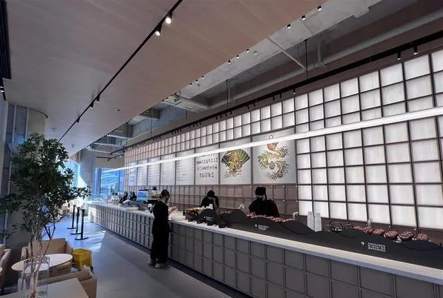 有关于奶茶太甜、咖啡太苦 新中式茶饮火爆武汉三镇的相关信息