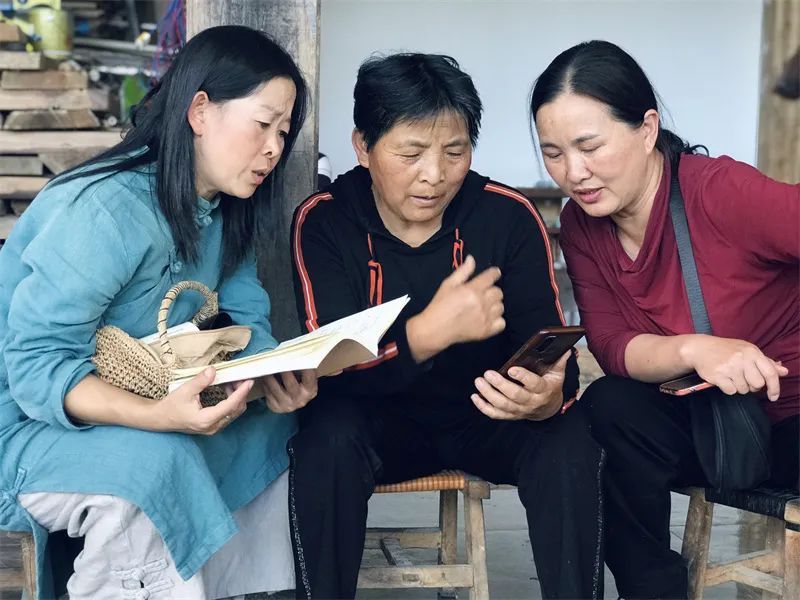 关于保山市县作协联手激活龙陵镇东“古树茶文化”的内容(14)