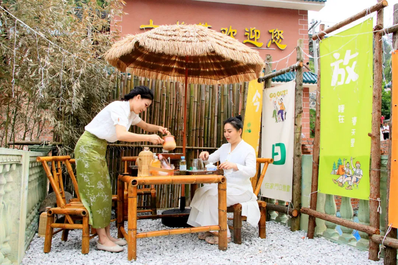 关于歌声悠扬 茶韵飘香！南丹第七届六龙茶文化旅游活动开幕的内容(7)