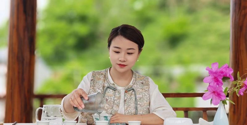 关于安康汉滨：召开陕茶一号茶产业高质量发展新闻发布会的新闻(9)