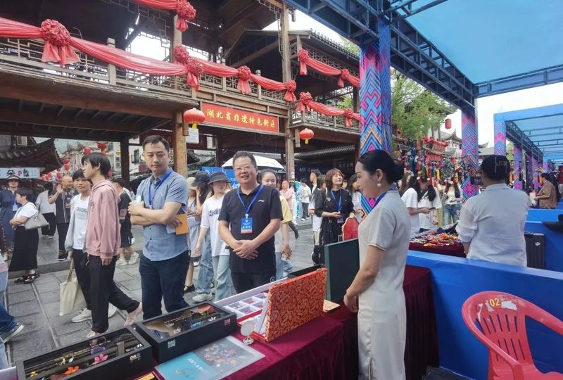 有关于“非遗+”助力，恩施宜昌联手打造武陵山茶产业集群的消息(3)