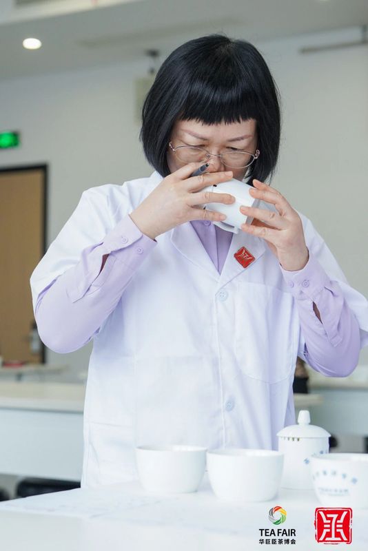 有关于“中茶杯”第十四届国际鼎承茶王赛·春季赛绿茶、红茶、黄茶、特种茶获奖名单揭晓！的信息(13)