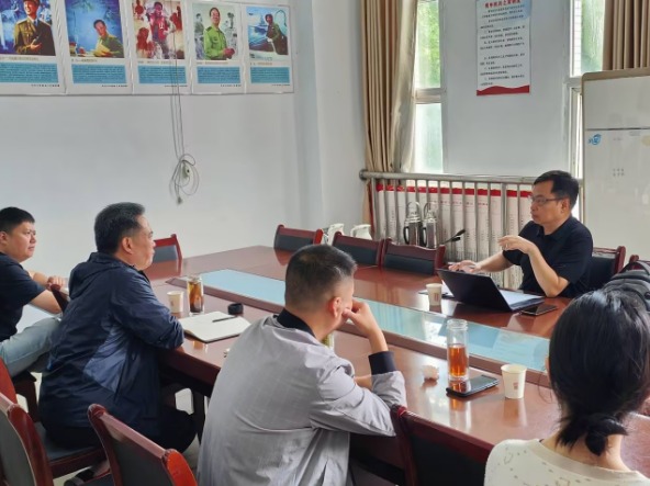 有关于为荣县茶产业质量安全护航：专家调研组开展全面摸底性调研的新闻(1)