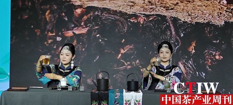 有关于保靖黄金茶茶艺队参加全国茶艺表演大赛，表演的《五行茶艺》荣获第三名的资讯(2)