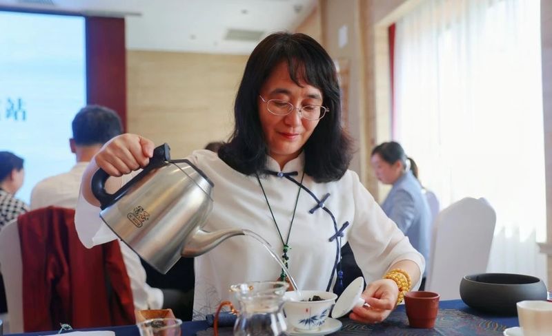 有关于首届全国茶艺师技能大赛黑龙江省选拔赛将于7月举办的信息(1)