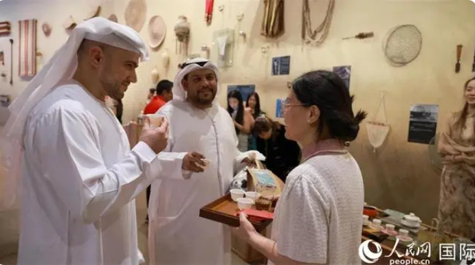 有关于“茶和天下·雅集”活动在阿联酋举行的消息(5)