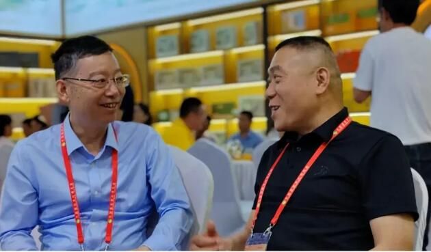 关于龙游黄茶·韵美济宁  虔龙黄——龙游黄茶尊鉴会的内容(2)