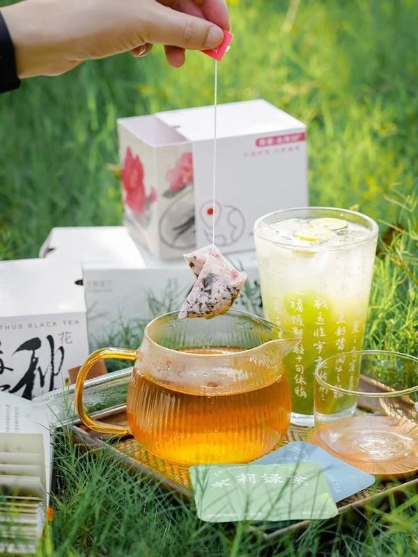 关于六月艳阳天，适合喝的湖北冷泡茶，有这些的相关信息(7)