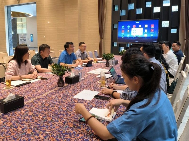 关于梧州市茶产业发展局到中国－东盟特色商品汇聚中心调研的资讯(3)