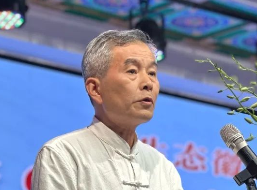 关于白茶家族又添新成员，《黄山大白茶团标》在京发布！的消息(5)