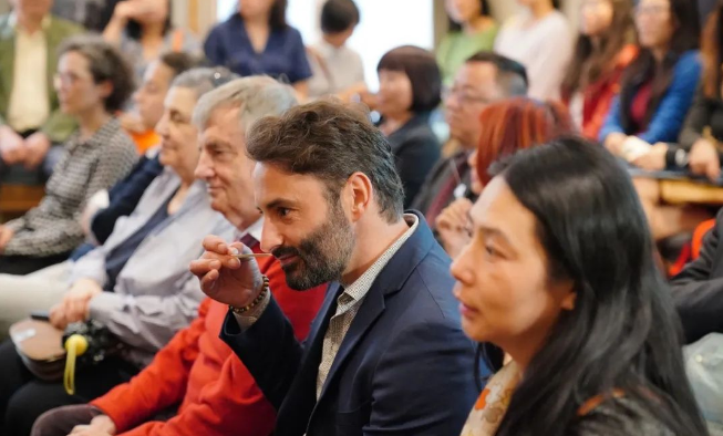 关于云南茶“香雅”法国里昂 大地芬芳打动人心的消息(10)