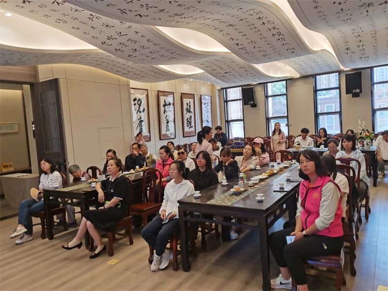 有关于云上好茶 天下畅饮——云南省普洱茶协会“5.21国际茶日”活动的资讯(9)