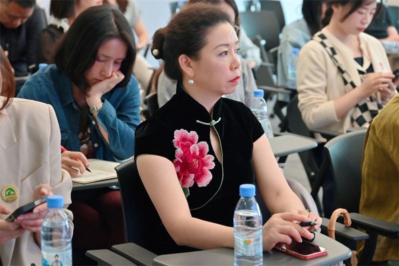 有关于云上好茶 天下畅饮——云南省普洱茶协会“5.21国际茶日”活动的资讯(12)