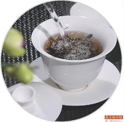 关于“茶叶工匠”助力标准化 罗坑茶香飘国际的消息(3)