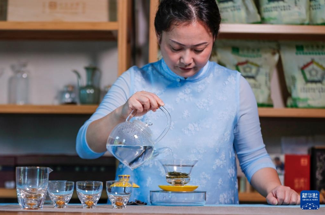关于调饮师：在创新中传承传统茶文化的资讯(11)