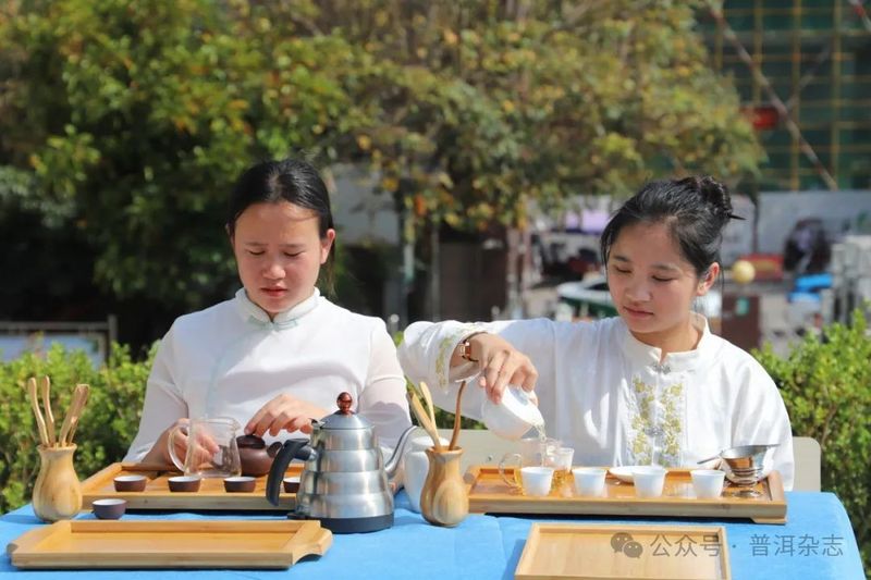 关于滇西应用技术大学普洱茶学院2024年国际茶日活动暨“澜沧古茶春億杯”专业技能大赛启动仪式圆满落幕的相关内容(11)