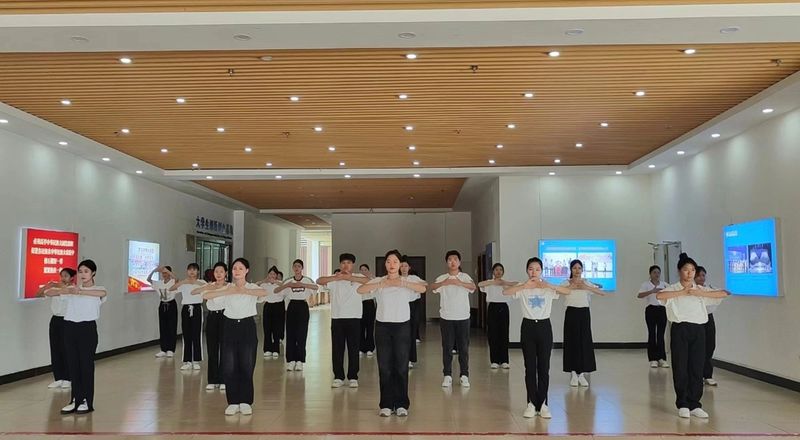 有关于“同庆国际茶日，共品梧州六堡”系列活动掀起全民饮茶热浪的相关信息(11)