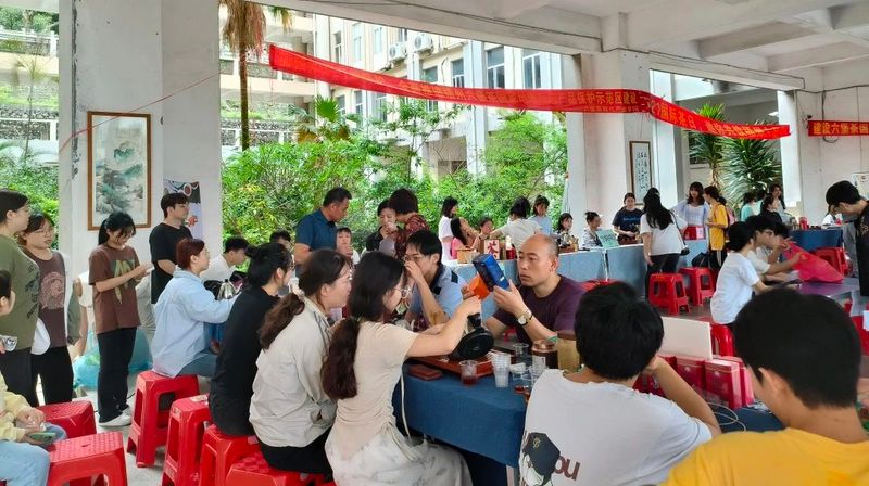 有关于“同庆国际茶日，共品梧州六堡”系列活动掀起全民饮茶热浪的相关信息(14)