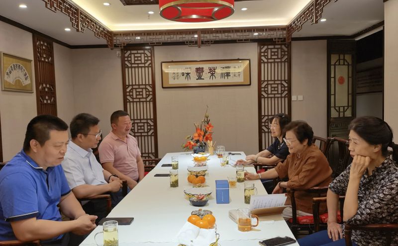 有关于北京市茶业协会与城市学院座谈：茶文化进校园 推进茶非遗技艺传承的内容