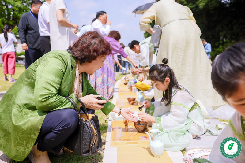 关于让茶叶融入大众生活！“国际茶日·福茶行天下”健康饮茶活动举办的相关信息(10)