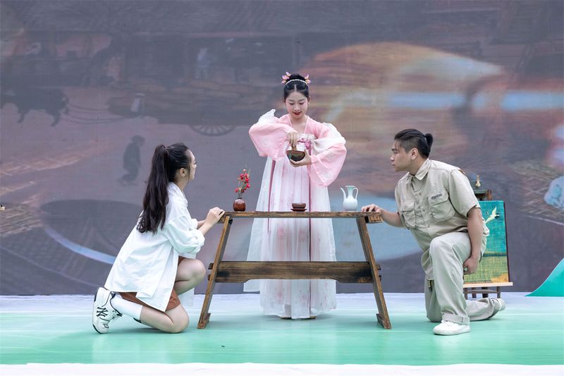 有关于安溪举办2024年人才研修康养暨桃舟春季生态低碳茶品鉴系列活动的新闻(13)