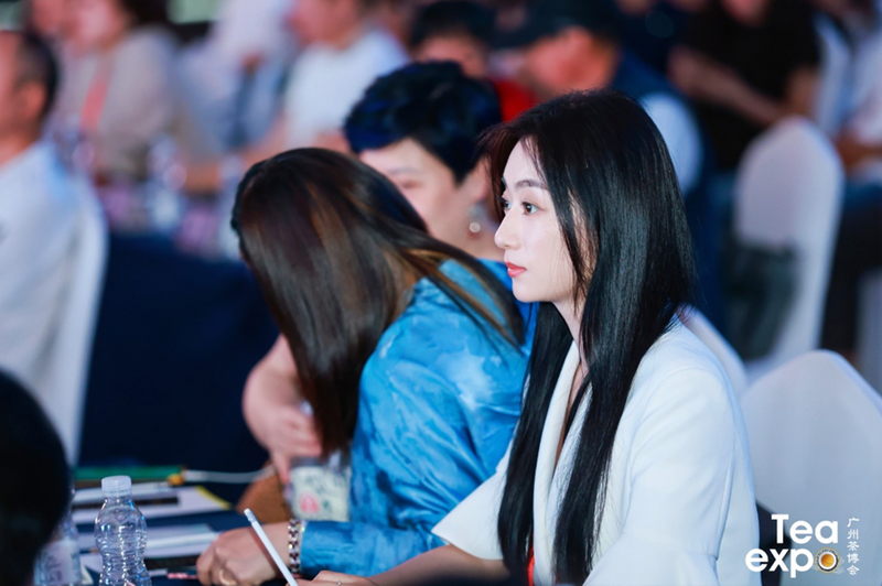 有关于第二届普洱茶企业家论坛暨勐海茶产业创新发展论坛胜利举办的最新消息(44)