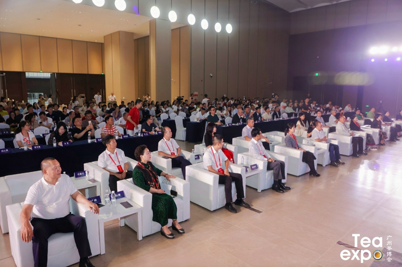 有关于第二届普洱茶企业家论坛暨勐海茶产业创新发展论坛胜利举办的最新消息(35)