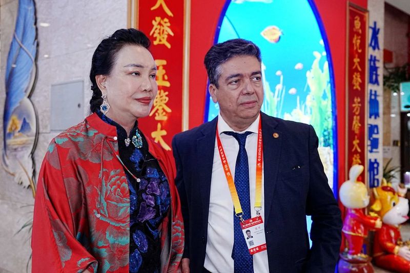 关于“中俄茶产业发展中心”落户我会副会长单位大发国际茶城,王庆会长视频表示祝贺的资讯(10)