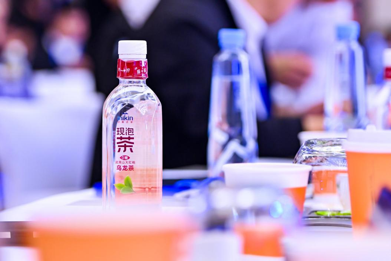 有关于伊刻活泉亮相2024中国茶品牌建设论坛 用科技创新传承经典茶文化的相关内容(1)