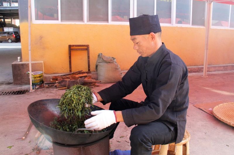 有关于南方电网云南红河绿春供电局：“技术”赋能茶飘香的新闻(3)